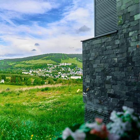 Loučná pod KlínovcemVyhledy Bez Hranic By Mountain Waysアパートメント エクステリア 写真